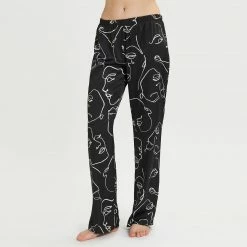 Bluebella Gifts|Nightwear Gifts Leon Shirt And Trouser Set Black/White 17 Bluebella Gifts|Nightwear Gifts Leon Shirt And Trouser Set Black/White