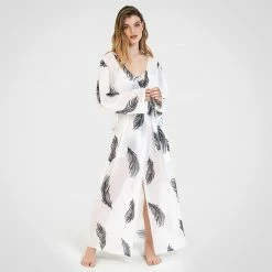 Bluebella Laurel Long Kimono White/Black Nightwear