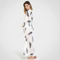 Bluebella Laurel Long Kimono White/Black Nightwear
