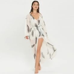 Bluebella Laurel Long Kimono White/Black Nightwear
