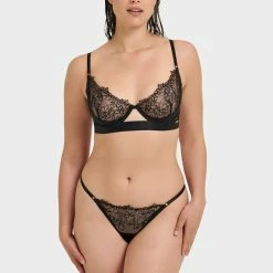 Bluebella Set: Alanna Black Bra & Thong