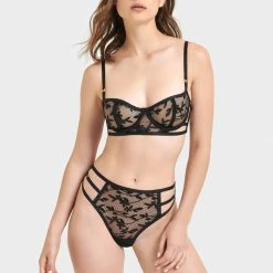 Bluebella Bra & Thong Set: Dana Black