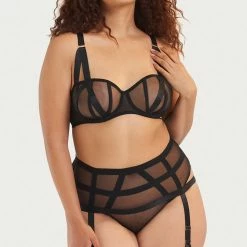 Bluebella Bra & Thong Set: Karolina High-Waist Black