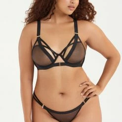 Bluebella Bra & Thong Set: Oslo Black