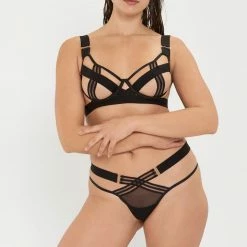 Bluebella Set: Sutton Black Bra & Thong
