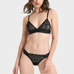 Bluebella Set: Tori Black Bra & Thong