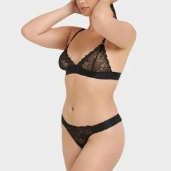 Bluebella Set: Tori Black Bra & Thong