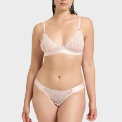 Bluebella Bra & Brief Set: Tori Pale Pink
