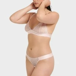 Bluebella Bra & Brief Set: Tori Pale Pink